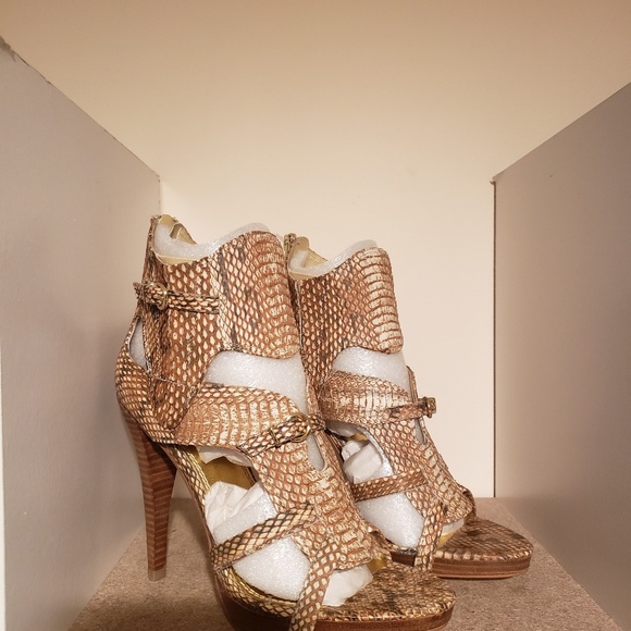 Bebe (FLASH SALE) - Picture 2 of 3